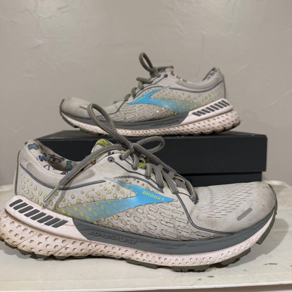 Brooks Adrenaline GTS 21 Running Shoes Womens 9 Grey Blue Good Medical Nurse